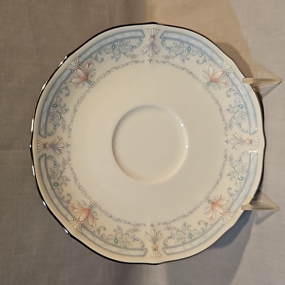 New Noritake Crown Flower 7324 Cup Saucer Only Ivory China - Picture 1 of 7